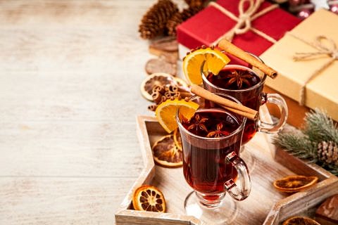Zum Artikel "A special way of preparing mulled wine by the Glass Group of FAU"